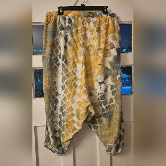 One Teaspoon Dynamic Snake Harem Pants - Picture 3 of 6